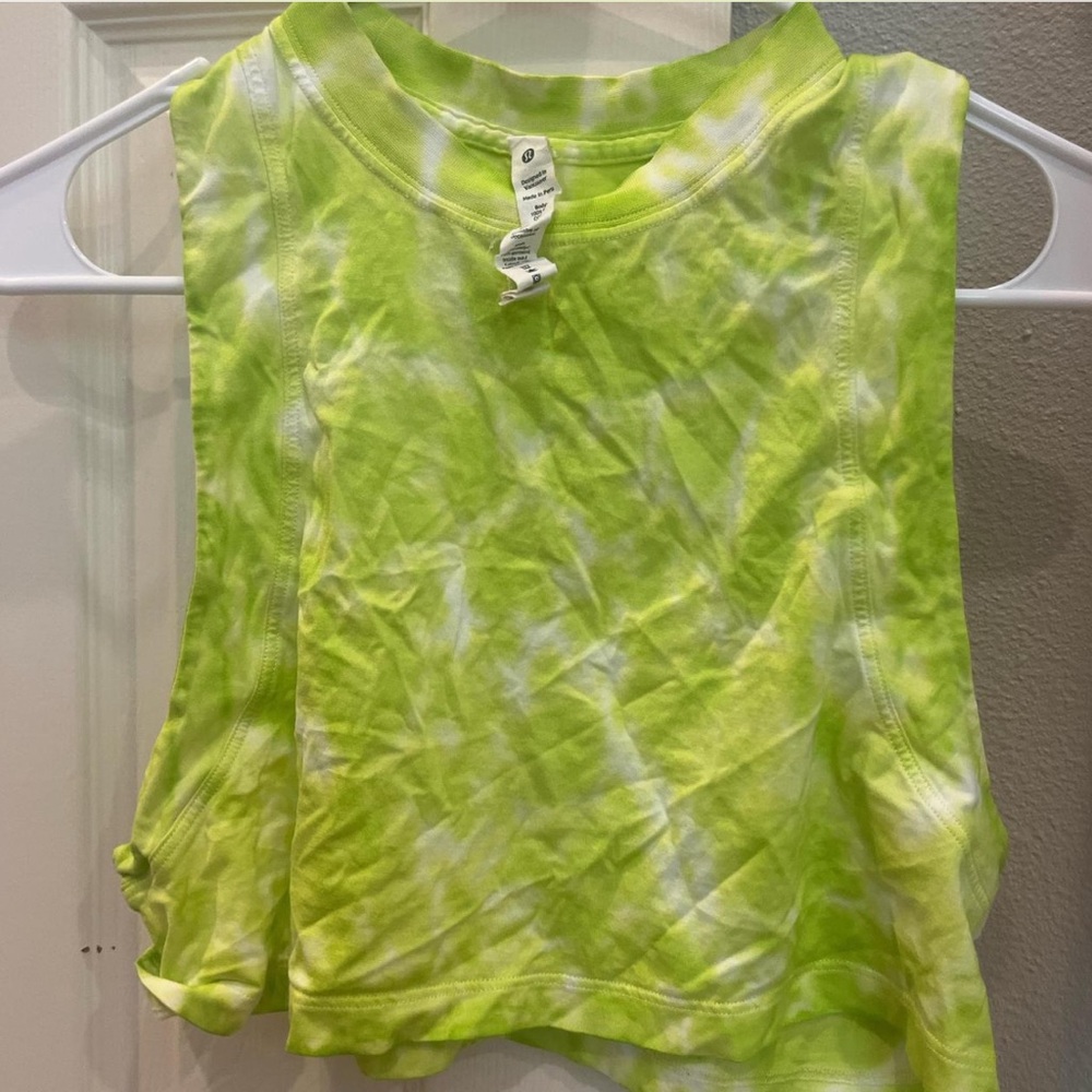 lululemon athletica Green Muscle Tee Crop Top